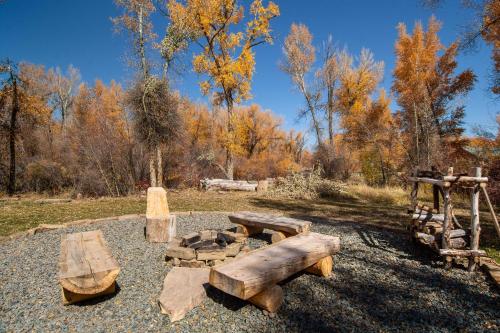 Riverfront Home with BBQ 2 Mi to Downtown Gunnison!