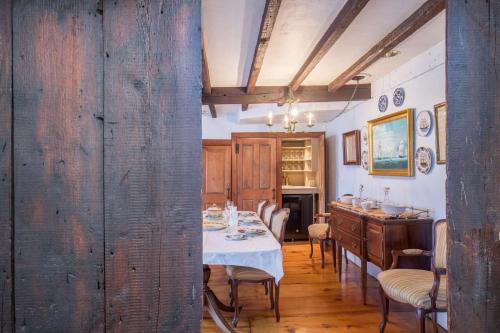 Rockmere Inn - image 9
