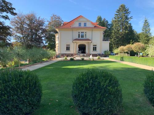 Residenz im Park 329m von Friedrichroda entfernt