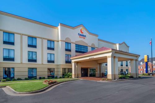 Comfort Suites Woodstock - Hotel