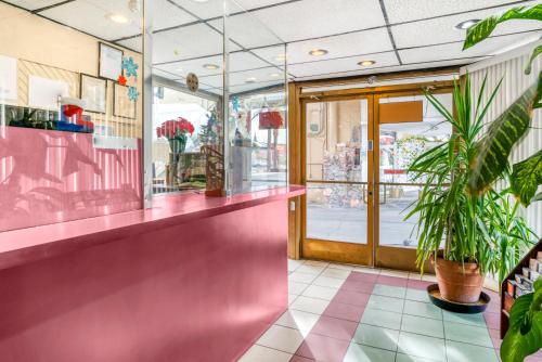 Előcsarnok, OYO Oasis Motel Las Vegas I-15 near Stratosphere Torony