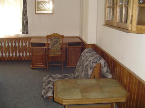 Triple Room (2 Adults + 1 Child)