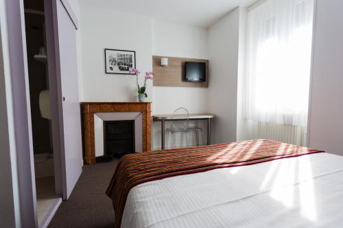 Hôtel de l'Europe Grenoble hyper-centre - Hotel - Grenoble