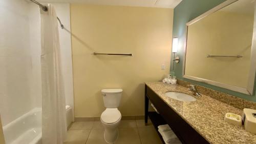 Holiday Inn Express Hotel & Suites Orlando East-UCF Area, an IHG Hotel