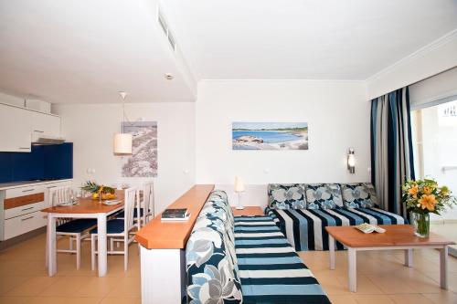 Aparthotel Isla de Cabrera - image 6