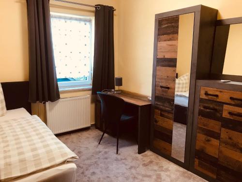 Hotel Restaurant Oberland 6.8km von Cursdorf entfernt