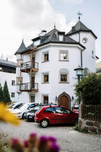  Residence Castel in St. Ulrich in Gröden