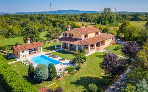 Villas in Nedeščina 