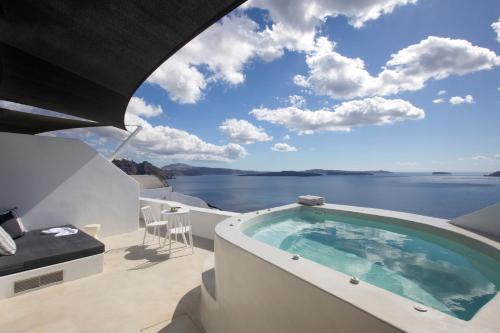 Apanema Cavehouses by Otium Villas - Santorini Apanema Cavehouses by Otium Villas - Santorini