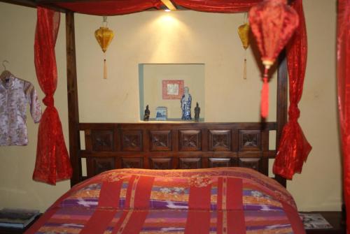 2 bedrooms, 4 beds