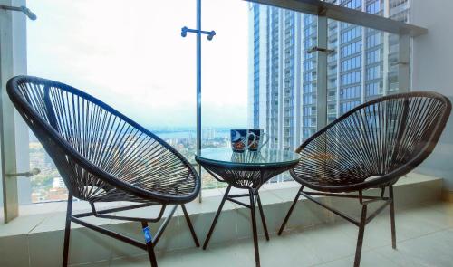 One-Bedroom Apartment image 10