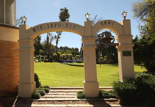 Mieliefontein Karoo Guest Farm