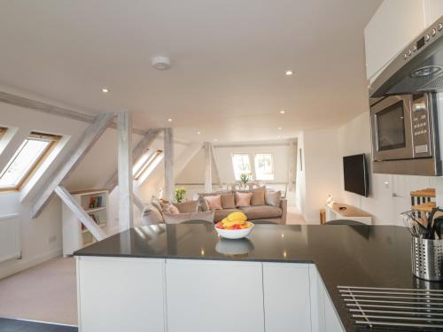 Apartment 4 - image 2
