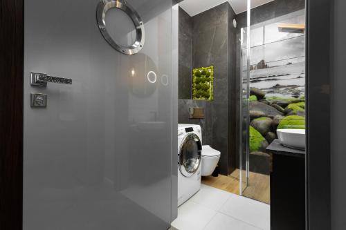 Apartments Warsaw Pawia by Renters - image 3