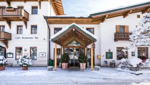 Hotel Krimmlerfälle - image 11