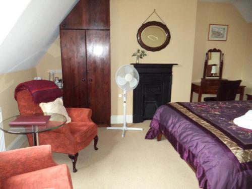 Britten House - image 2