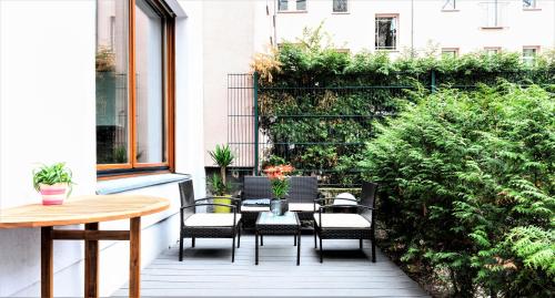 90sqm 2BR Design Gem - outdoor terrace, Berlin (zdjęcie 5)