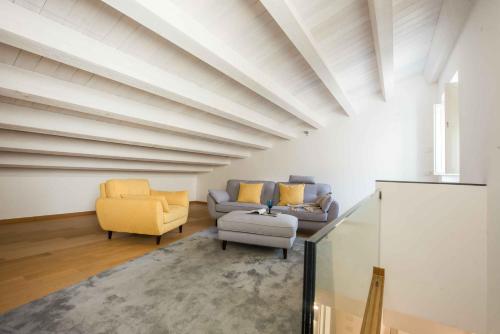 Magione Apartment with Terrace by Wonderful Italy, Palermo