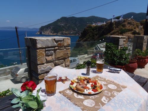  Studios Milos Skopelos-Where the Sea Meets the Sky in Skopelos