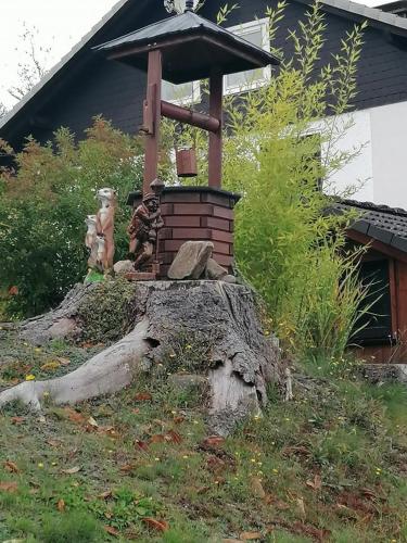 CrisAnd 2 Bergen 1.2km von Lindenhof entfernt