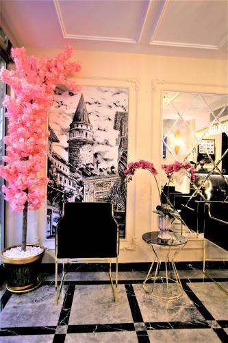 OMMA HOTEL - image 9