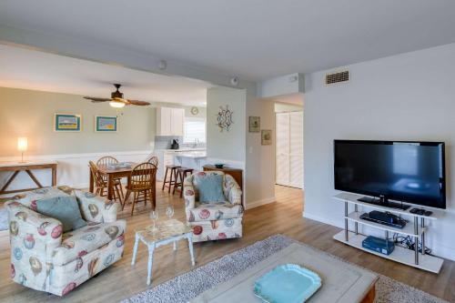 Seascape Family Beach Retreat - image 2