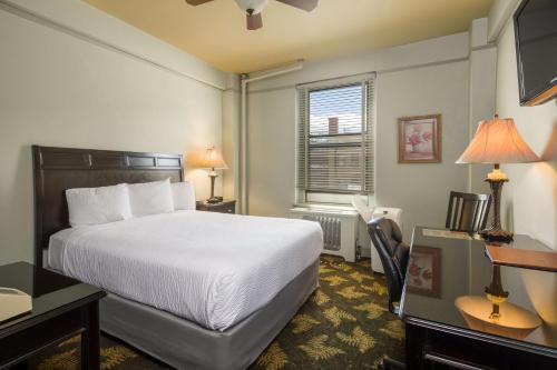 Finlen Hotel and Motor Inn in Butte (MT)