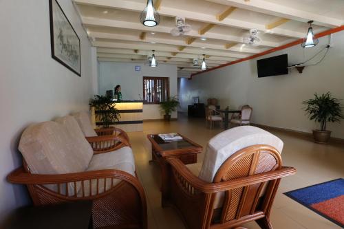 东街纳酒店 东街纳酒店