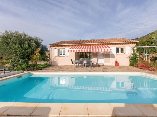 Classy Villa in Roquebrun with Swimming Pool - Accommodation - Roquebrun