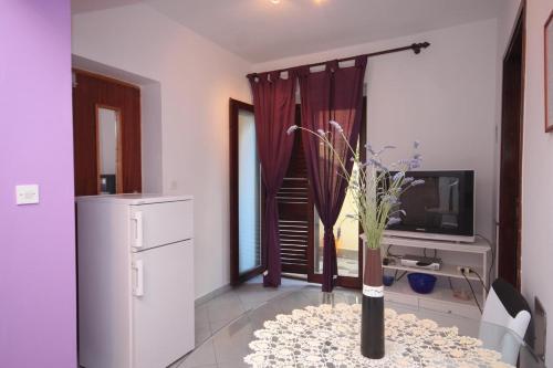 Apartments with a parking space Mali Losinj (Losinj) - 7879 - image 12