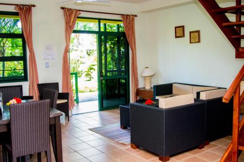 Grand West Villas, Nadi (photo 3)