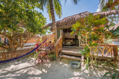 Villa Pescadores Tulum-Beachfront hotel by Ahau Collection