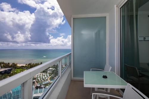 Miami Beach Tresor Private Luxury Suites - image 7