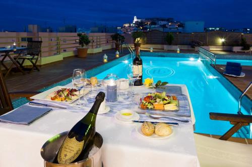 Зручності, Royal Plaza Hotel in Ібіца