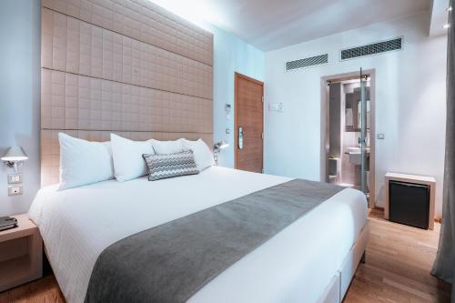 Hotel Olympia - image 11
