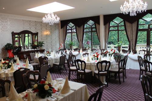 宴會廳, 奧克伍德大廳酒店 (Oakwood Hall Hotel) in 賓格利