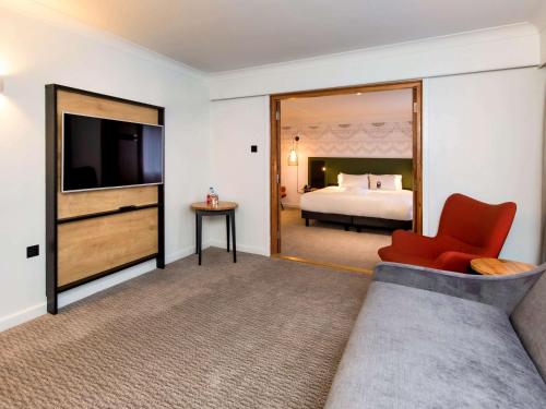 Suite with One Double Bed