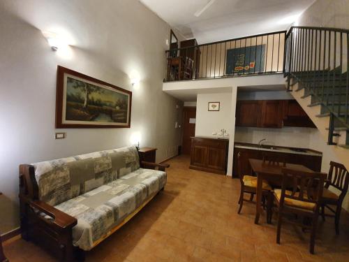 廚房, Bio Agriturismo Valle dei Calanchi in 泰韋里納卡斯蒂廖內