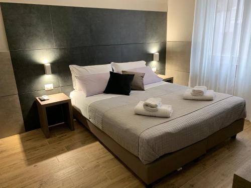 S. PIETRO B&B, Rome