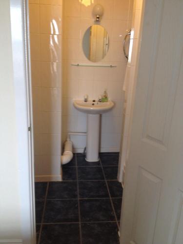 Family Room image 5