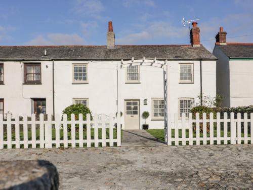 5 Church Road, , Cornwall