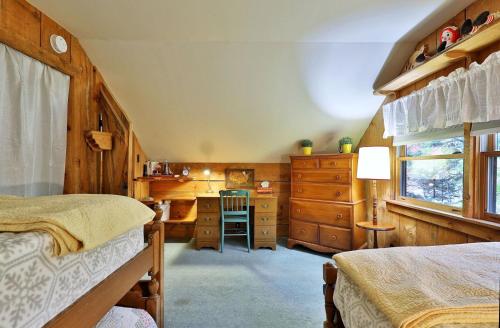The Zack Family Cabin by Killington Vacation Rentals - image 3