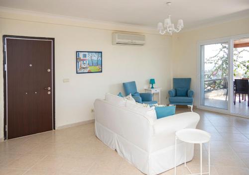 Splendid House with Sea View and Shared Pool in Bodrum
