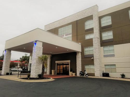 Holiday Inn Express Columbia NE - Fort Jackson by IHG - 숙소 외관