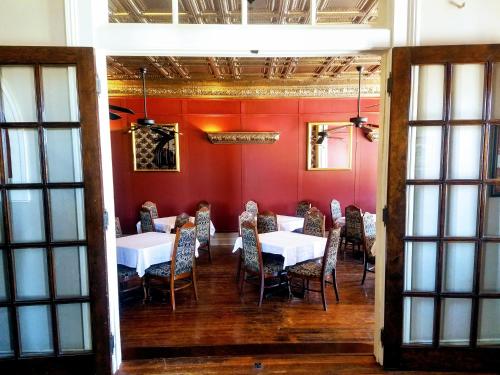 Seadmed, Iron Horse Hotel in Blackwater