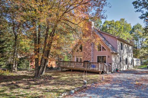 Poconos Cabin with Deck & Pool & Beach Access!