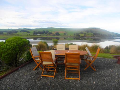 Létesítmények, Catlins Lake Sanctuary in Owaka