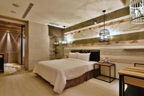 歐閣精品汽車旅館-簡愛館 in Fongshan District