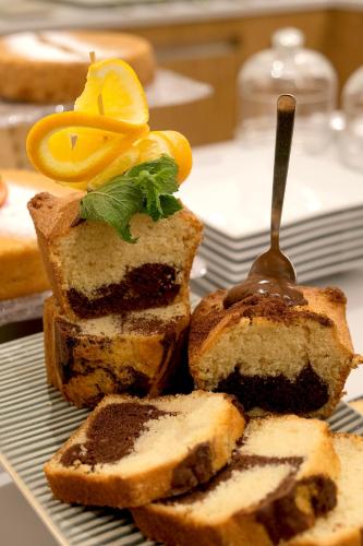 Hotel Touring - image 11