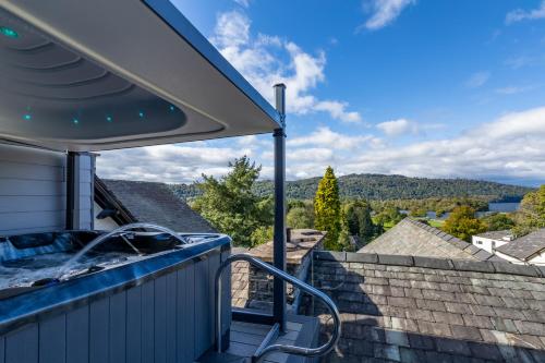 Hot tub, Lakes Hotel & Spa in Bowness-on-Windermere